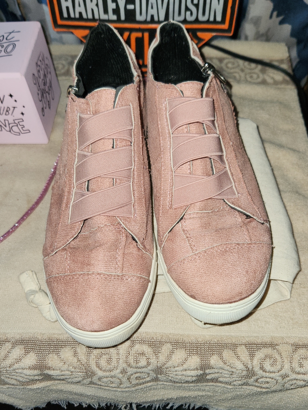 Sporty Fashion Sneakers